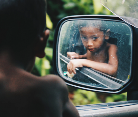 enfants en voiture